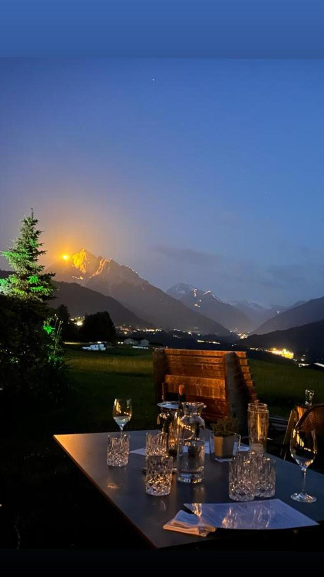 Hotel Restaurant Gruenwalderhof Patsch Exterior foto